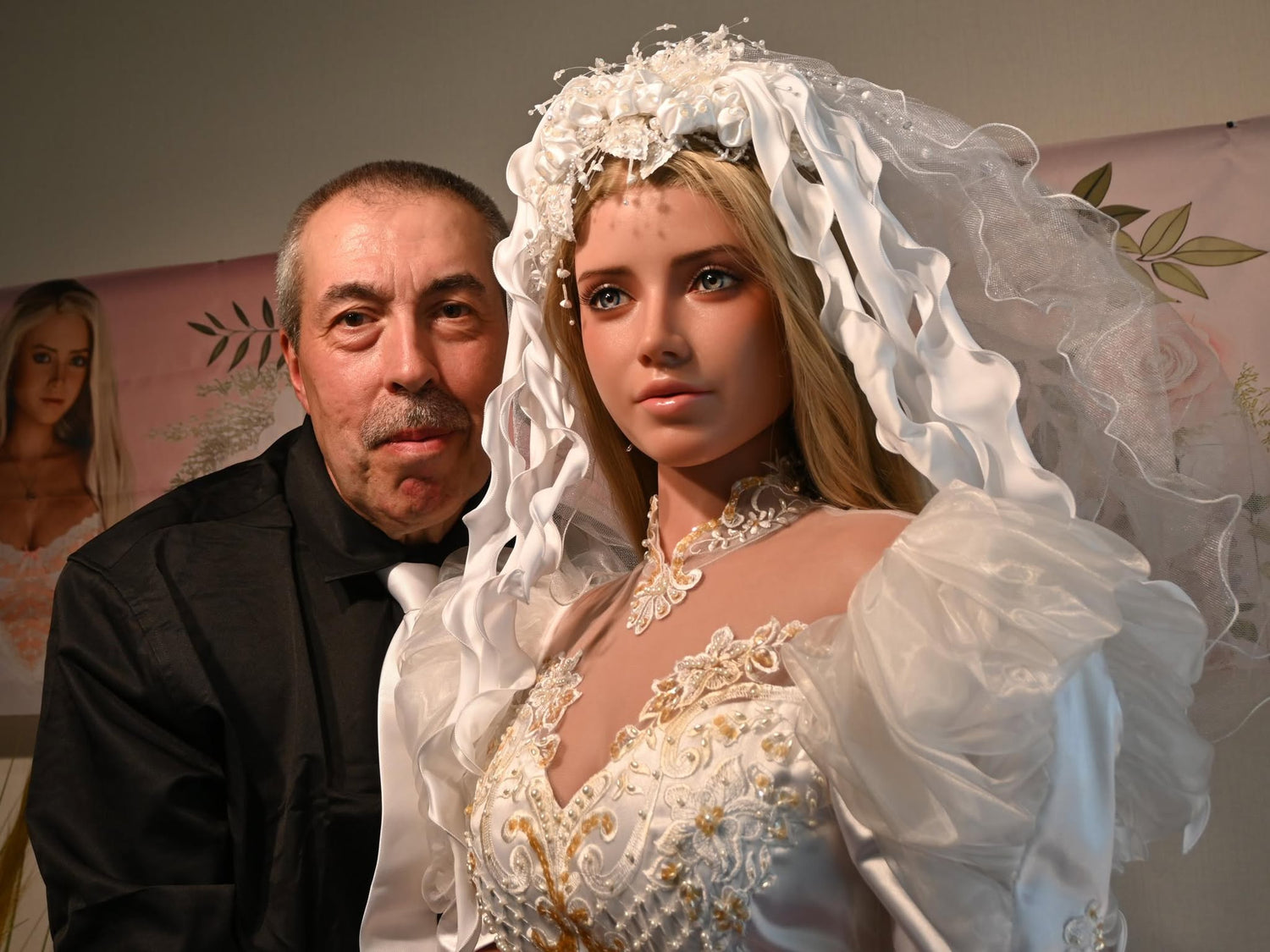 Lusandy first Sophia girl Fantasy Wedding